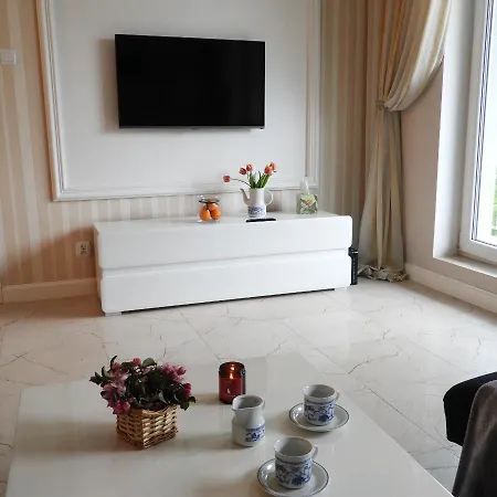 Apartament Z Klimatem アパート *